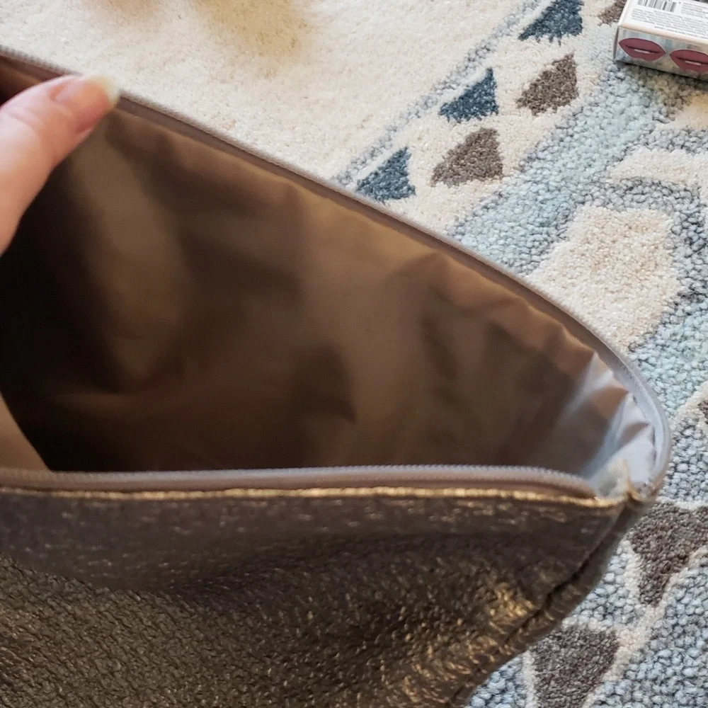 NWT Silver Textured Makeup Case